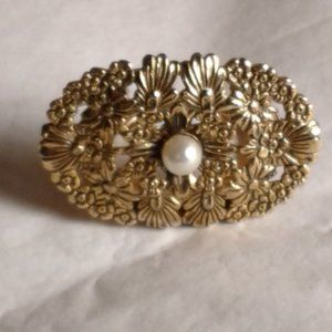 Vintage LIEBA USA Gold Tone Filigree  Floral Scarf  Clip   with Faux Pearl